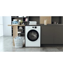 Hotpoint NF825WK IT Lavatrice carica frontale: 8Kg | Classe B | Steam Hygiene | Programmi 15 | 1200 Rpm